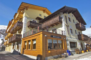 Отель Hotel Alba, Ливиньо